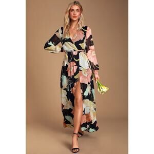 Lulus Women's Wondrous Water Lilies Black Floral Print Maxi Dress Blogger Fave S